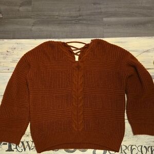 No Boundaries Women's V-Neck Sweater - Rust